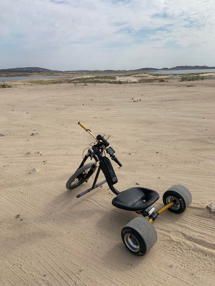 Drift trike spins in California 2